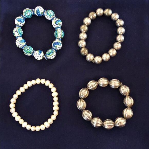 Assortment of Elastic Bracelets - Picture 1 of 5